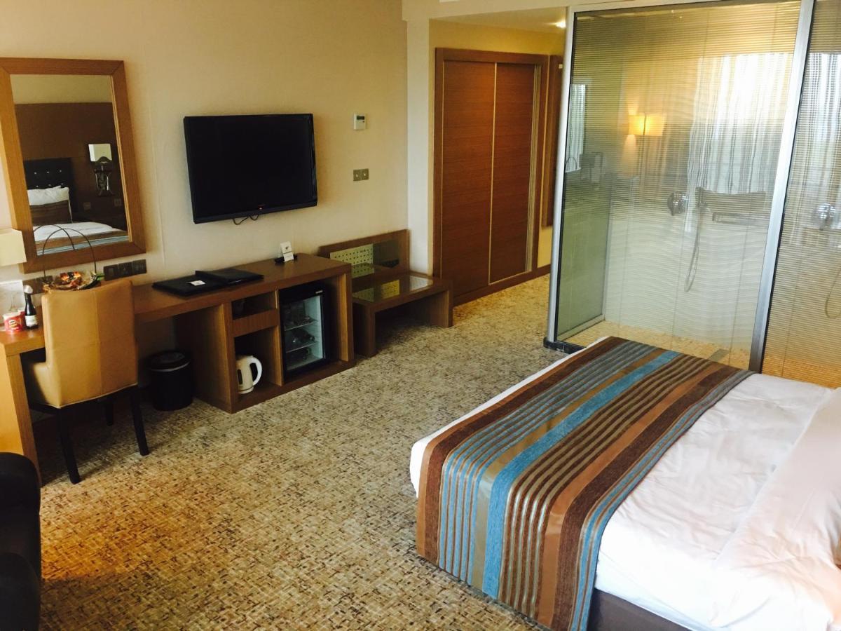 Korineum Golf & Beach Resort Agios Georgios  Zewnętrze zdjęcie