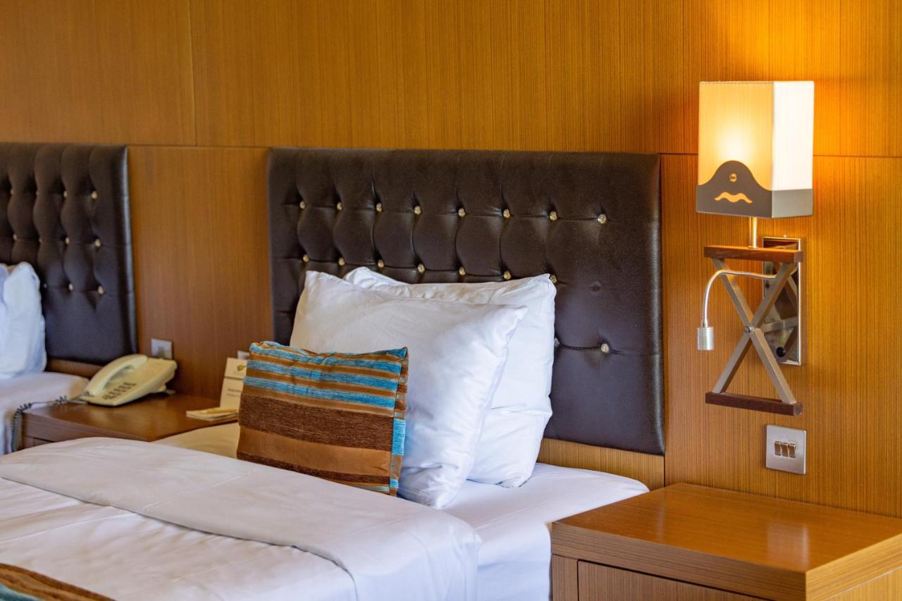 Korineum Golf & Beach Resort Agios Georgios  Zewnętrze zdjęcie
