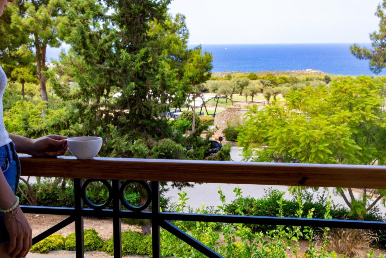 Korineum Golf & Beach Resort Agios Georgios  Zewnętrze zdjęcie