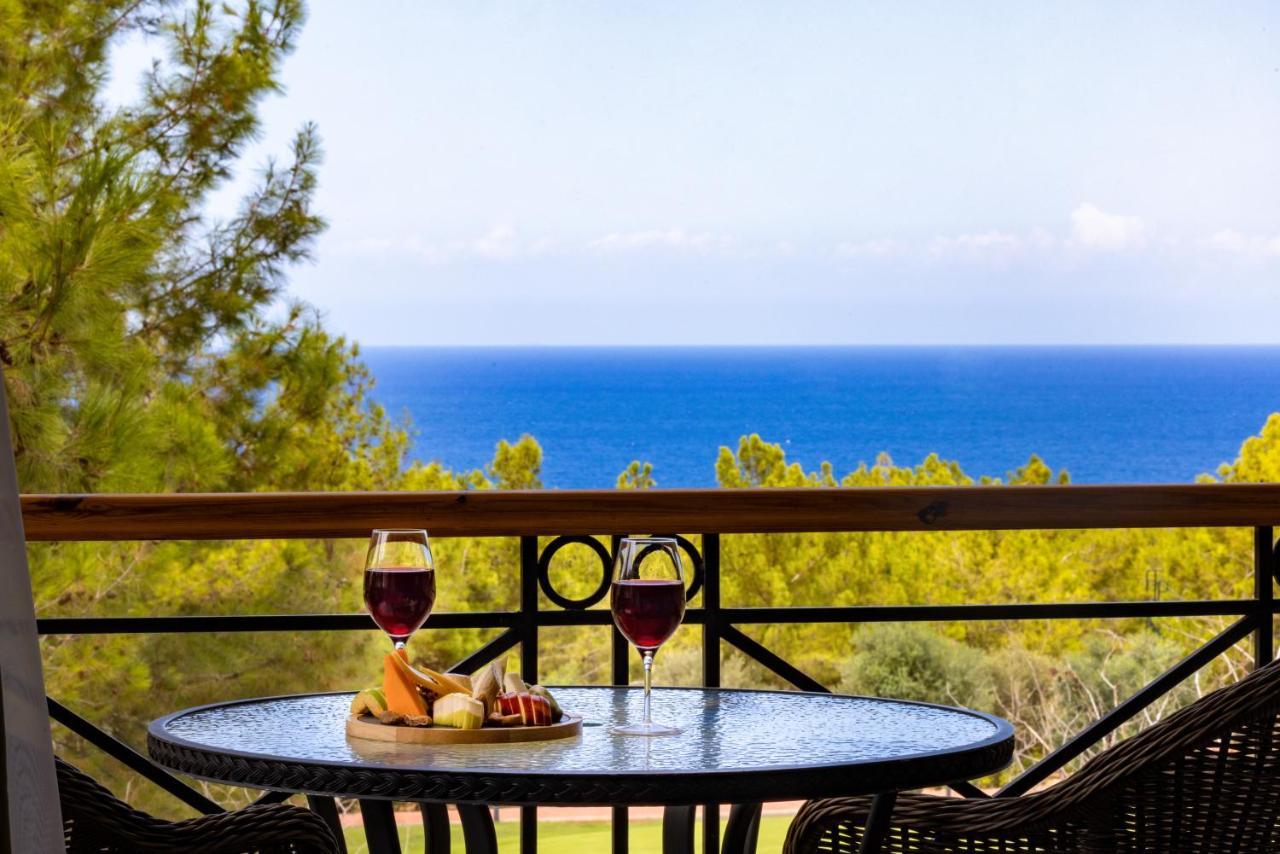 Korineum Golf & Beach Resort Agios Georgios  Zewnętrze zdjęcie